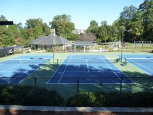 LANSMOORE TENNIS COURTS AND POOL